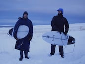 Surf en el Círculo Polar Ártico: -15ºC y días de tres horas
