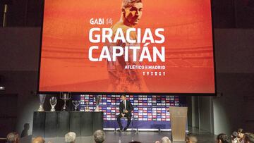 Gabi, durante su rueda de prensa de despedida.