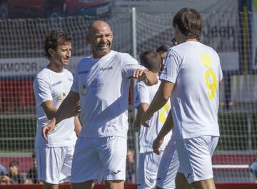 Paco Jémez junto a Morientes. 