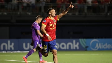 Futbol, Union Espanola vs Everton
Fase 1, Copa Sudamericana 2025
El jugador de Union Espanola Nicolas Diaz, derecha, celebra su gol contra Everton durante el partido por Copa Conmebol Sudamericana disputado en el estadio Municipal de La Florida en Santiago, Chile.
05/03/2025
Felipe Zanca/Photosport
Football, Union Espanola vs Everton
Phase 1, 2025 South American Cup
Union EspanolaÕs player Nicolas Diaz, right, celebrates against Everton during the South American Cup match at the Municipal La Florida stadium in Santiago, Chile.
05/03/2025
Felipe Zanca/Photosport