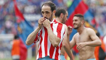 "Torres me ha propuesto irme con él a Japón, lo contemplo"