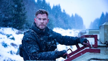 Extraction 2. (Pictured) Chris Hemsworth as Tyler Rake in Extraction 2. Cr. Jasin Boland/Netflix © 2021