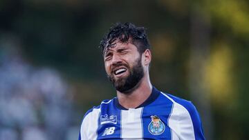 Felipe lamenta la derrota ante el Sporting en la final de la Copa de Portugal.