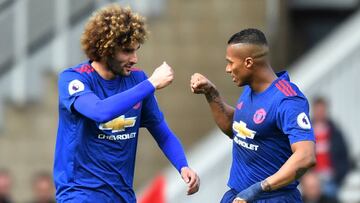 Fellaini y Valencia. 