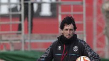 Emery: "Ganar está por delante de dejar la portería a cero"