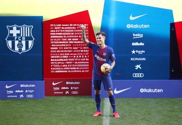 Coutinho unveiled as new Barcelona player