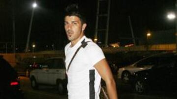 <b>ENFADO. </b>David Villa fue el último en llegar a Las Rozas.