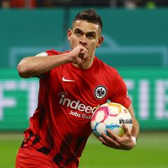 Eintracht Frankfurt cede a Rafael Santos Borre al Werder Bremen