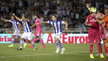 Íñigo Martínez hizo el 1-2 de córner.