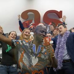 Tomás Roncero y el villancico más viral en la redacción de AS