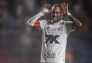 Neymar brilla en el debut del hijo de Robinho