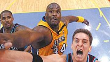 <b>CAMINOS QUE SE CRUZAN. </b>A los 32 años, el mejor Shaquille O´Neal ya no volverá tras los pasos de Gasol.
