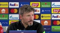 Van Bommel: "No somos comparables al Sevilla"