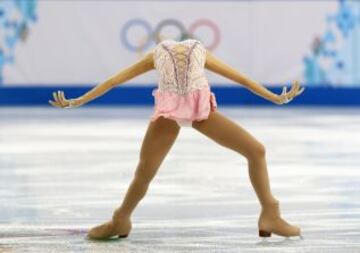 Li Zijun durante la competición de patinaje artístico.