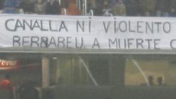 <b>CON EL TÉCNICO. </b>Las peñas madridistas respaldarán esta tarde en el Bernabéu a Mourinho.