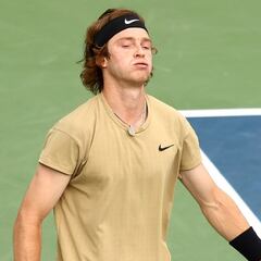 Gana 7 millones de dólares en premios y aún no puede comprarse un apartamento