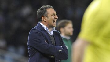 Eusebio recibe a 'su' Barça con más criticas que nunca