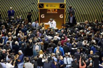 Todos los medios de comunicación en el Super Bowl Media Night