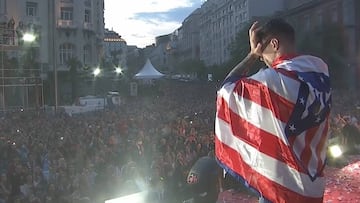 Las emotivas lágrimas de Torres con la hinchada del Atlético
