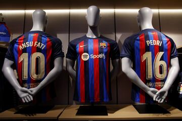La nueva camiseta del Barcelona ya está a la venta.