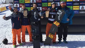 Israel Planas (izquierda), con Laro Herrero, Regino Hern&aacute;ndez y Lucas eguibar, en el podio de Feldeberg.