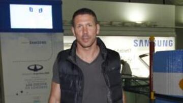 <b>VIAJE. </b>Simeone partió anteayer del aeropuerto de Ezeiza.