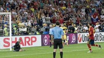 <b>A LO PANENKA ANTE PORTUGAL. </b>El andaluz se disfrazó de genio y metio un penalti antológico.