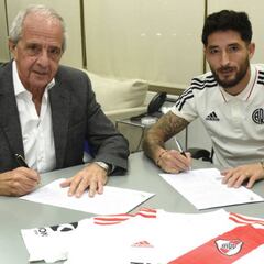 Casco firmó un nuevo contrato con River hasta 2022