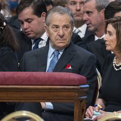 Agreden violentamente al marido de Nancy Pelosi en su casa