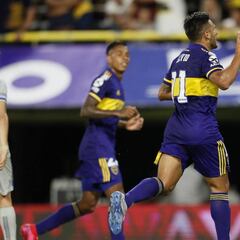 Boca goleó a Godoy Cruz y le metió presión a River