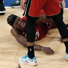 Jimmy Butler descartado por el Miami Heat para el juego 2 ante los Knicks