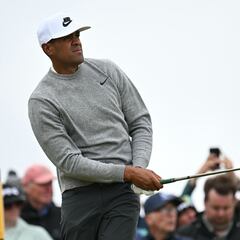 Why did Tony Finau pull out of the Hero World Challenge? Is he going to LIV Golf?