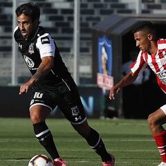 Colo Colo cae ante Estudiantes en el debut de Mario Salas