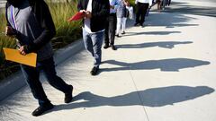 Is federal jobless aid available for long-term unemployed workers?