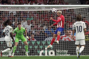 Morata vuela sobre el Madrid