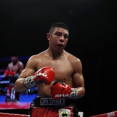 Munguía regresa a casa para seguir 'opositando' a Canelo