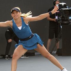 Badosa, con Muguruza en la mente, pierde con Swiatek