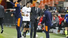 09/11/20 PARTIDO PRIMERA DIVISION 
 VALENCIA CF - REAL MADRID 
 JAVI GRACIA - MAXI GOMEZ
 