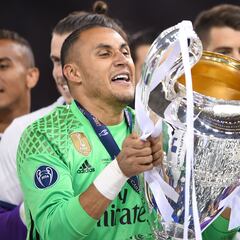 A Colo Colo le sale competencia por su fichaje estrella