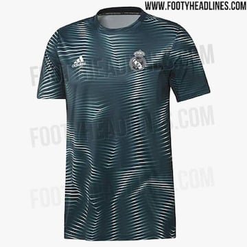 La camiseta de calentamiento del Real Madrid para la temporada 2018-2019.