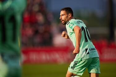 ?Qu¨¦ fue de Adri¨¢n Ramos? El primer gal¨¢ctico de los due?os chinos del Granada