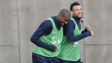10/02/18 ENTRENAMIENTO DEL VALENCIA CF -
KONDOGBIA - COQUELIN