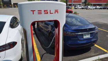 Tesla cubrirá Europa con sus cargadores