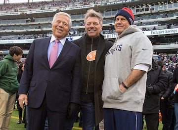 El cantante siempre se ha declarado admirador de los Patriots de Nueva Inglaterra e incluso estuvo en el duelo ante los Steelers en la final de la AFC.