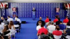 Atlético y Plus500 presentaron el patrocinio de la camiseta