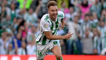 Loren acabó Pichichi en 2ªB con 15 partidos menos que el resto