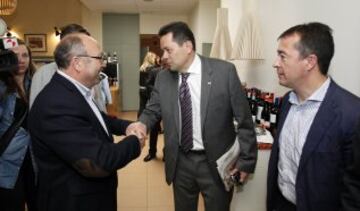 Tom芍s Roncero y Juan Francisco Mart赤n Fresneda, director radio televisi車n de Castilla y Le車n.