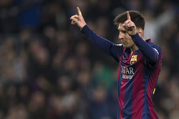 Leo Messi celebrates during LaLiga game vs. Códoba