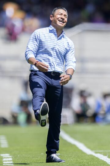 A pesar haber sido campeón de Copa con el Necaxa, Ignacio Ambriz fue cesado como DT del Necaxa.