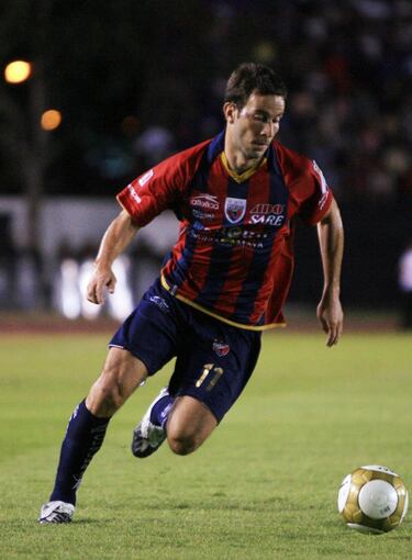 El delantero colombiano estuvo en varios equipos de la Liga MX, pero en Atlante es donde más se le recuerda. Vivió dos etapas con los Potros: ganó un título de goleo y una Concachampions con los azulgranas.
